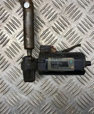 Chrysler Voyager Seat adjustment motor 5709790 82494