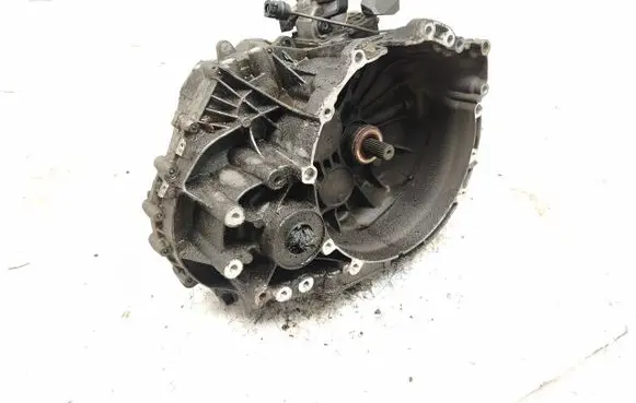 Volvo V40 Manual 6 speed gearbox GU1R7002BEC 36010296 T1GI4