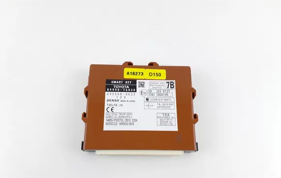 Lexus CT 200H Other control units/modules 8999076020 2325005623