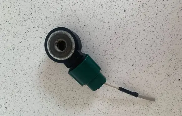Subaru Legacy Detonation knock sensor KNE26