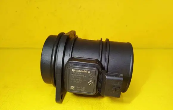 Opel Vivaro Mass air flow meter 8200280060 5WK97008