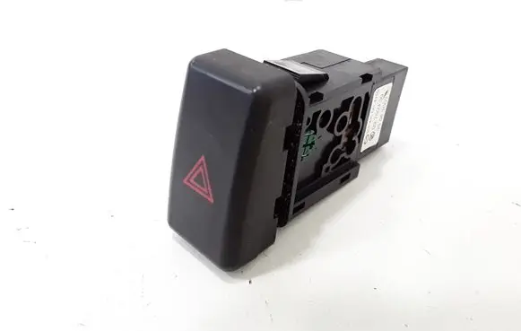Mazda 3 I Hazard light switch BP4K664H0 03750330