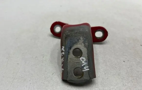 Toyota Yaris Front door upper hinge 