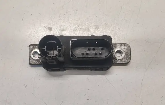 Volvo S60 Glow plug pre-heat relay 31411857