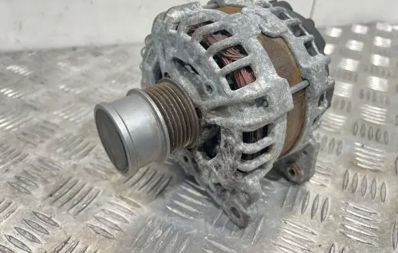 Volkswagen Caddy Generator/alternator 04E903024S F000BL08J4