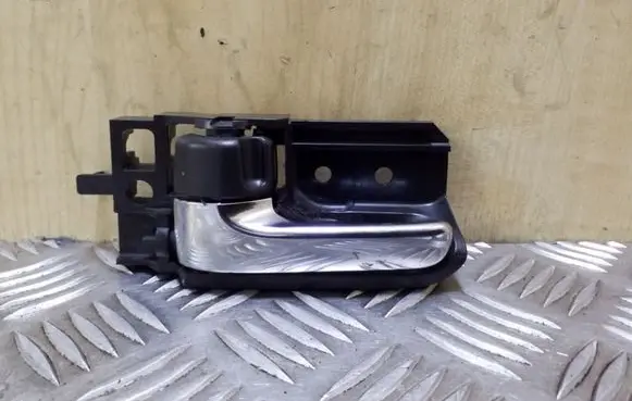 Toyota Avensis T250 Front door interior handle 50594A1
