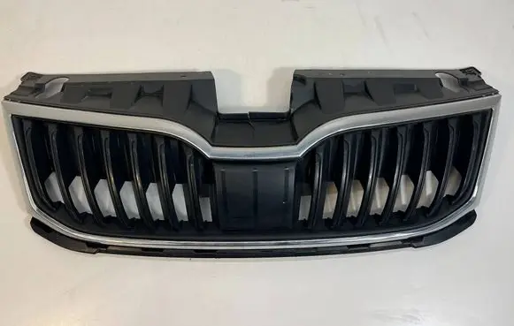 Skoda Octavia Mk3 (5E) Front bumper upper radiator grill 5E0853653A 3200201114513