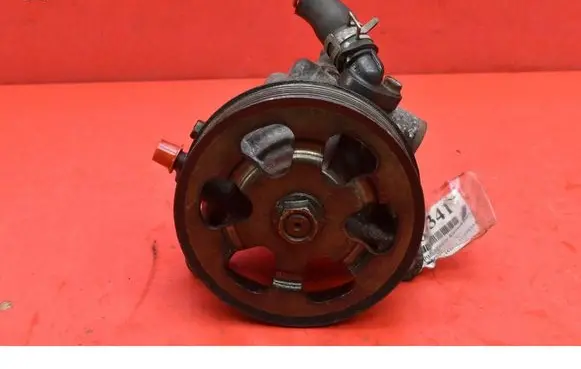 Honda CR-V Power steering pump 