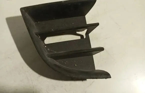 Skoda Octavia Mk2 (1Z) Front bumper lower grill 1Z0853666C 8200201113