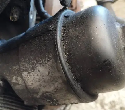 Ford Focus C-MAX Oil filter cover 