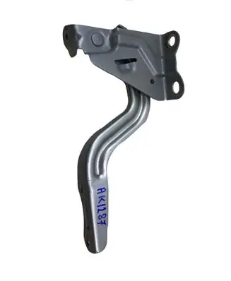Toyota Yaris XP210 Engine bonnet/hood hinges 400L