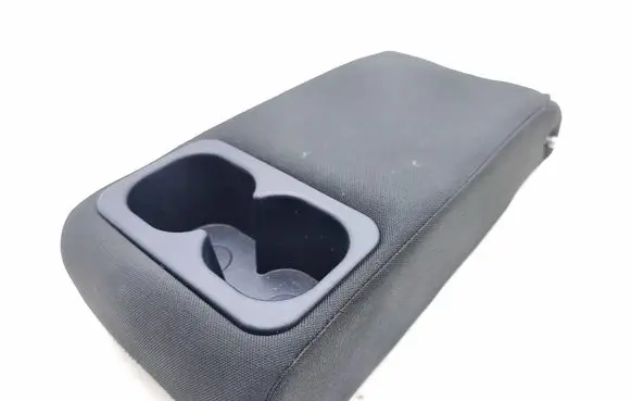 Mitsubishi Lancer X Rear seat armrest 