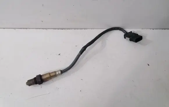 BMW 5 F10 F11 Lambda probe sensor 7589121