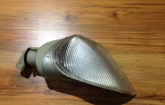 Renault Laguna I Front indicator light 7700820127