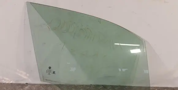 Fiat 500X Front door window glass four-door