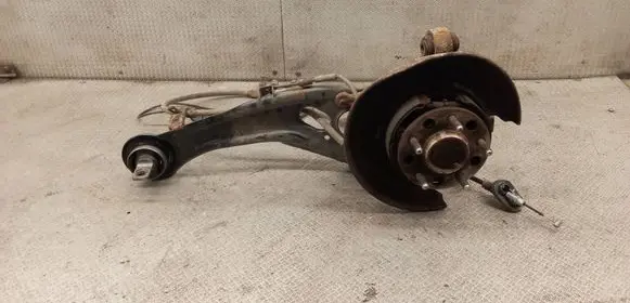 KIA Carens II Rear wheel hub spindle/knuckle 