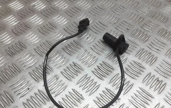 Toyota Avensis T250 Crankshaft position sensor 0281002138