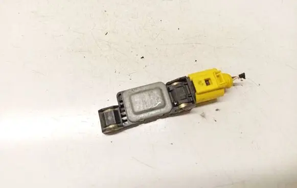 Audi A6 S6 C5 4B Airbag deployment crash/impact sensor 4B0959643C 090402