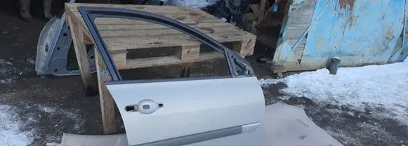Renault Megane II Front door TEA19