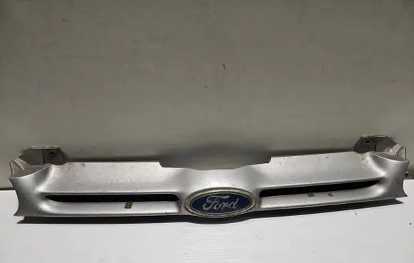 Ford Mondeo MK I Front grill 93BG8A133BDW