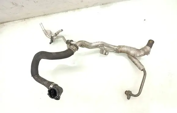 Alfa Romeo Giulia Engine coolant pipe/hose 