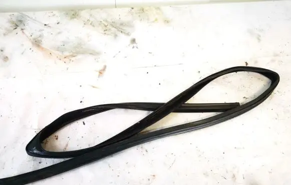 Mercedes-Benz A W168 Rubber seal front coupe door a1687250625