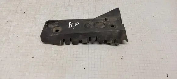 Audi A4 S4 B6 8E 8H Front bumper mounting bracket 8E0807253A