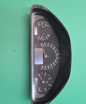 Mercedes-Benz E W210 Speedometer (instrument cluster) 87001357