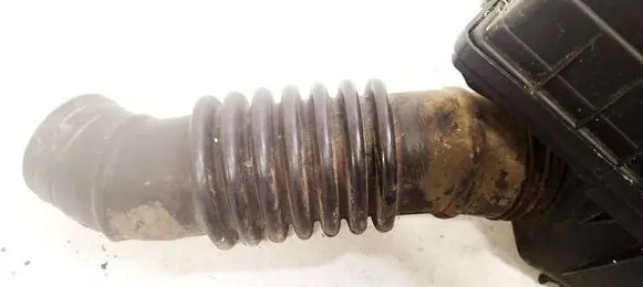 Mazda 626 Air intake hose/pipe