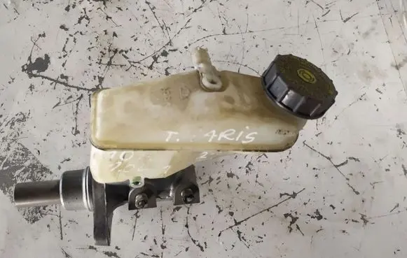 Toyota Yaris Master brake cylinder 03350887551