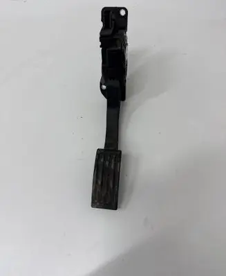 Mazda 3 II Accelerator throttle pedal BBM241600 6PV01036860