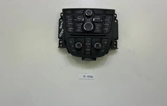 Opel Astra J Head unit multimedia control 13360091