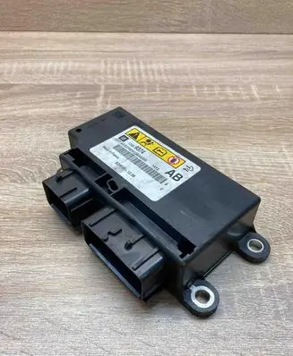 Opel Astra J Airbag control unit/module 13589374