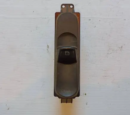 Mercedes-Benz Sprinter W906 Electric window control switch 9065450913