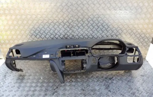 BMW 3 F30 F35 F31 Dashboard