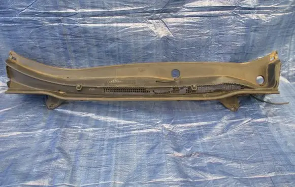 Subaru Forester SK Wiper trim 91411SJ010
