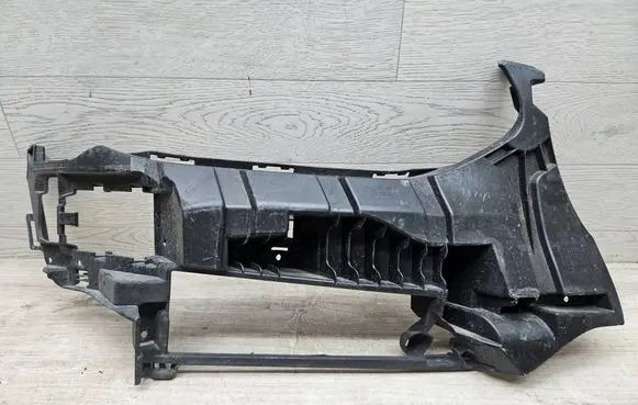 BMW X3 G01 Fog light bracket 7399978