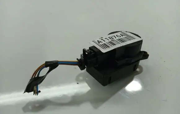 Ford C-MAX II Air flap motor/actuator AV6N19E616AA AV6N-19E616-AA