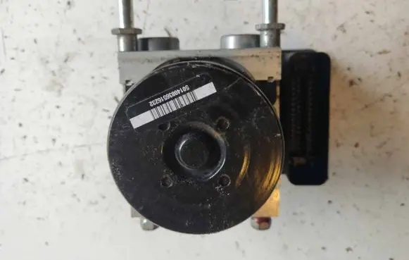 Nissan Note (E12) ABS Pump 4670A936 062621-30461 285612-92003