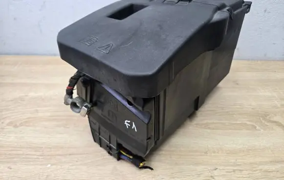 Ford Kuga II Battery box tray AV6T14A067BC CV613C529EB T18031201250