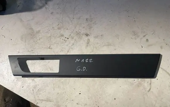Land Rover Discovery 4 - LR4 Rear door card trim AH2222620
