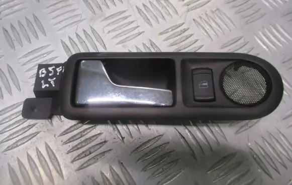 Volkswagen PASSAT B5.5 Rear door interior handle