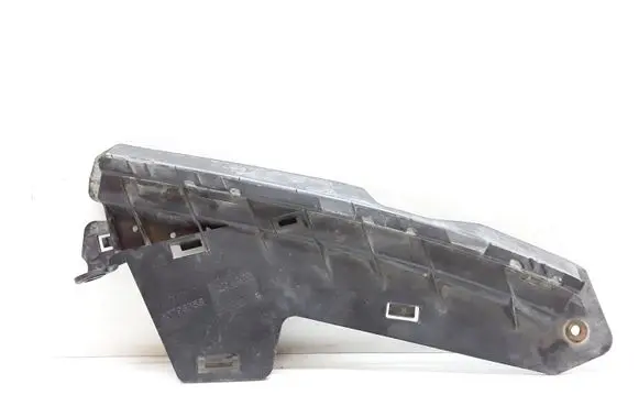 Volvo V70 Front bumper mounting bracket 30796388