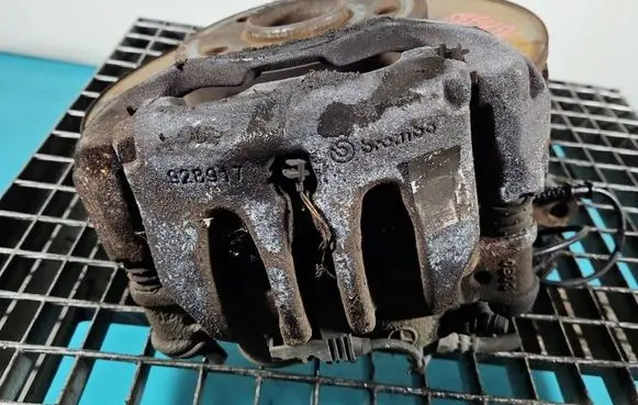 Mercedes-Benz Vito Viano W447 Front brake caliper IMPRK1528584