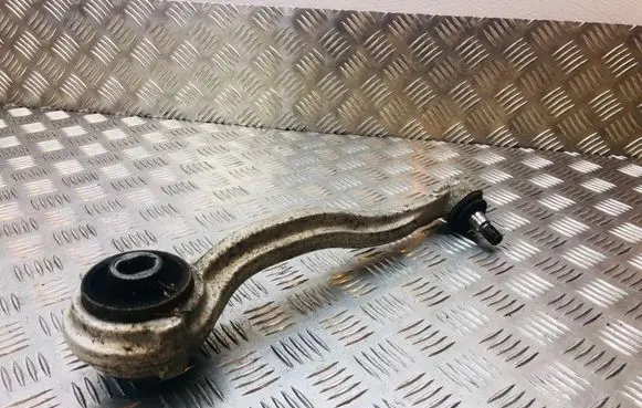 Mercedes-Benz C W203 Front lower control arm/wishbone