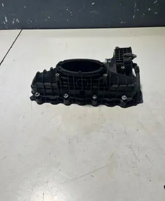 Mercedes-Benz B W246 W242 Intake manifold A6510900037