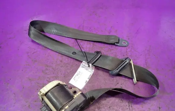 Citroen C3 Front seatbelt