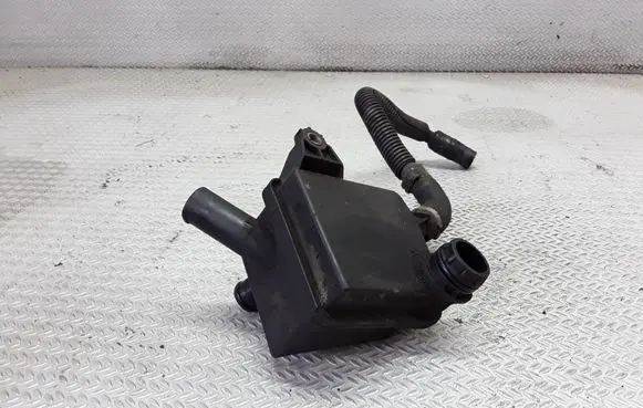 Peugeot Expert Breather/breather pipe/hose 9638961080