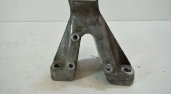 Audi A6 S6 C7 4G Engine mounting bracket 8K0199307