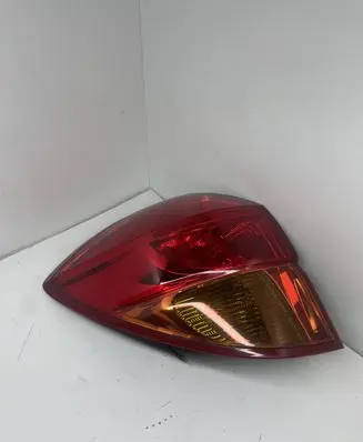 Subaru Legacy Rear/tail lights 22020792